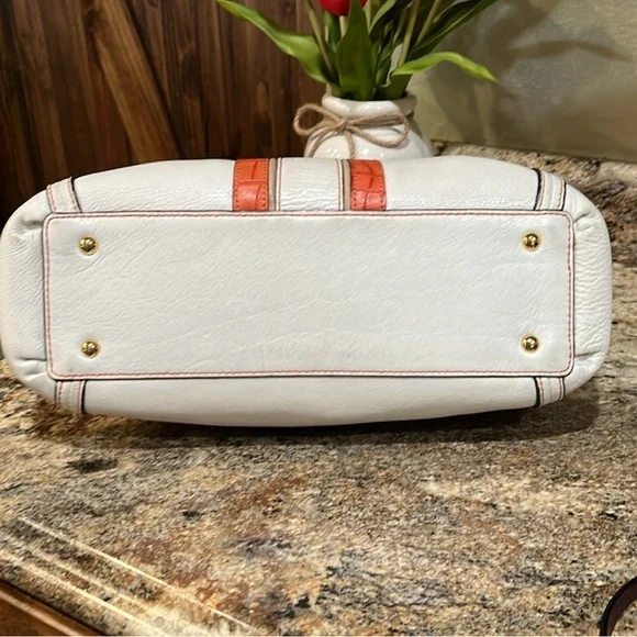 MCM EUC  White/ Orange leather croc embossed Handbag - Picture 9 of 12